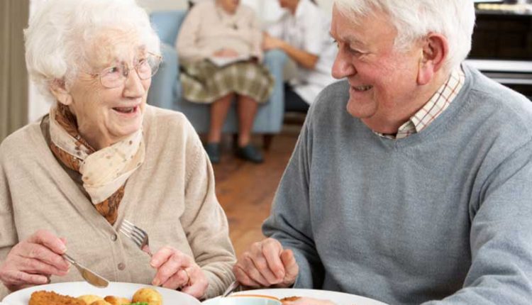 چطور از سالمندان در برابر کرونا مراقبت کنیم؟